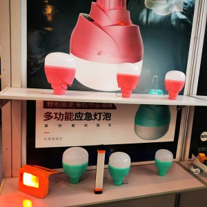 Bombeta LED recarregable de 30w a 120w per a càmping o ús a l'aire lliure