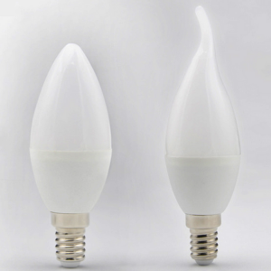 Lys aluminium C37 LED stearinlys pære med hvidt hus og hale