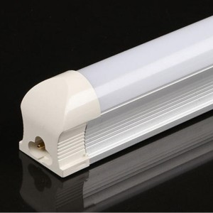 IntegrateT8 tube light 18w and 22w IP20 or IP40 for indoor lighting