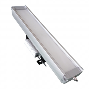 High power and high quality LED tunnel light with central control system